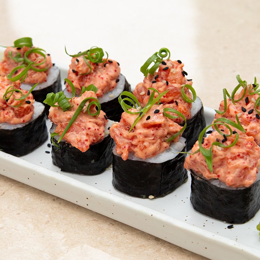 kimchi salmon roll